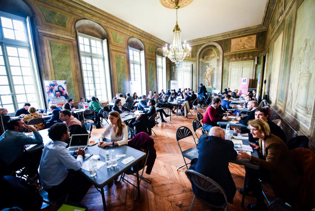 75375530_1043371159328344_7758403909604868096_o